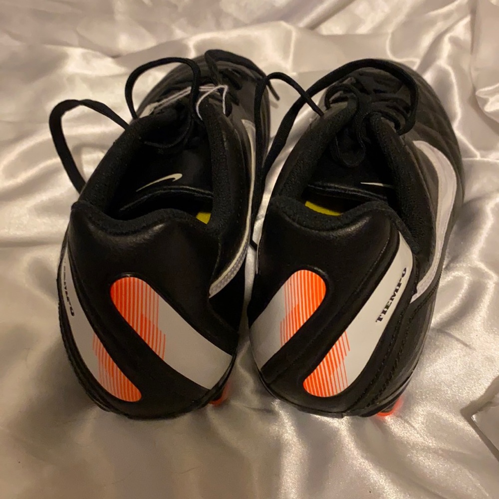 New Nike cleats - Picture 4 of 9